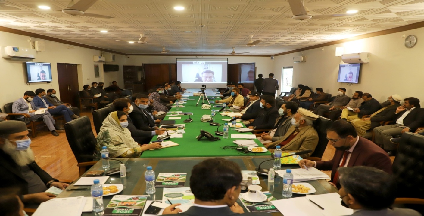 Participants_at_the_workshop_Research__Innovation_&_Business__PSC_Faisalabad_KFUEIT__Rahim_Yar_Khan_Feb_8_9_2022.jpg