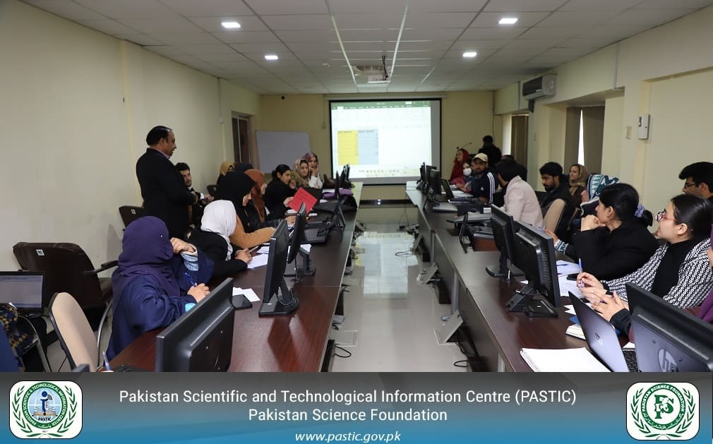RESEARCH TOOLS & TECHNIQUES: DATA ANALYSIS USING SPSS